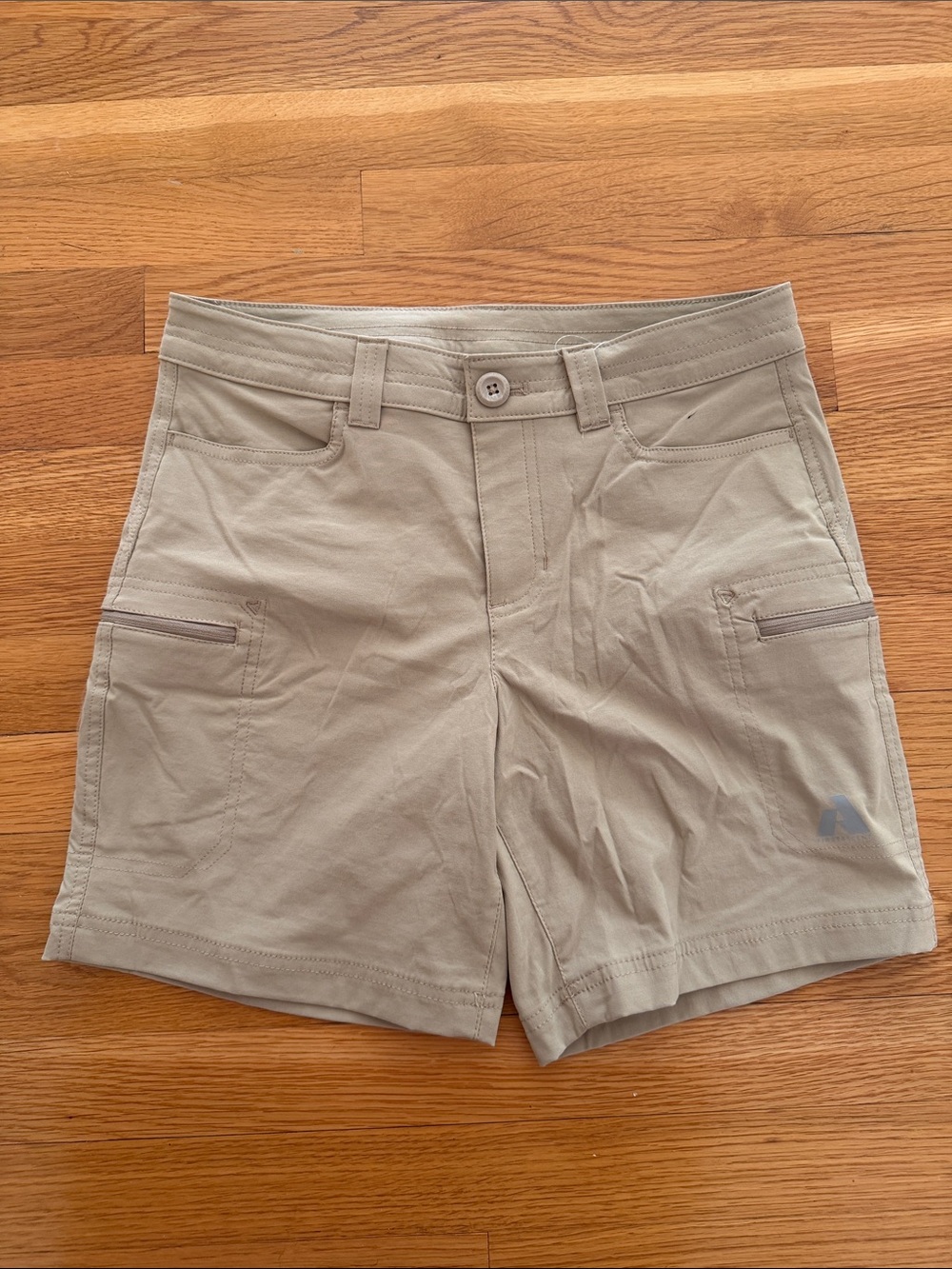 Eddie Bauer Light Taupe Performance Cargo Shorts